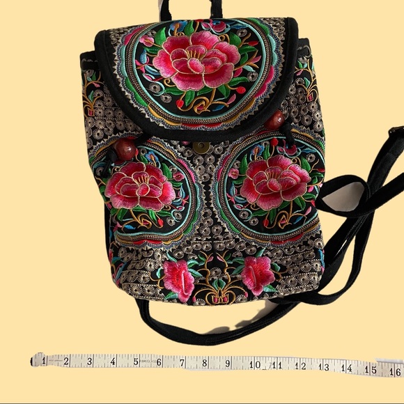 ❌(stolen) Like-new/EUC Boho Embroidered Rose Pattern Travel Small Backpack - Picture 2 of 7